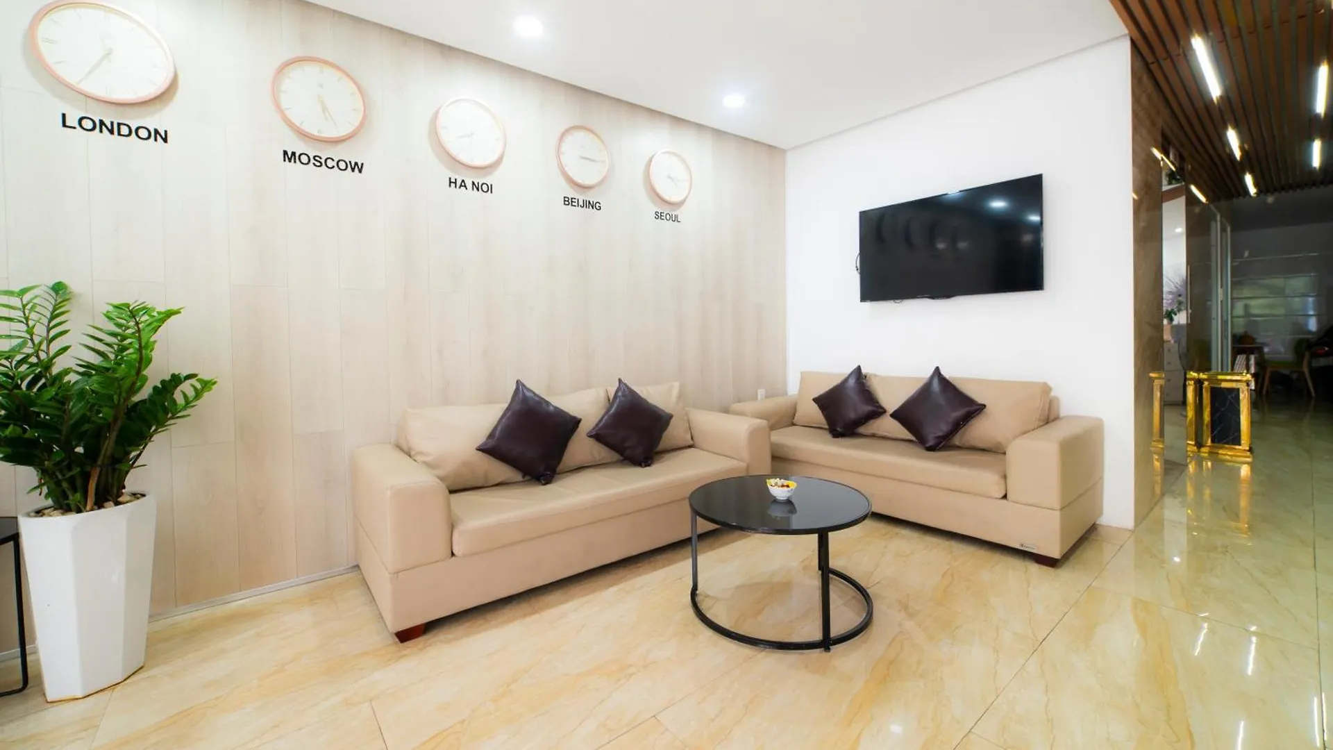 Lejlighedshotel Dolphin Hotel Nha Trang